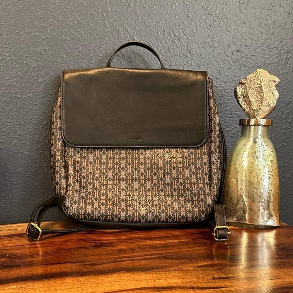 Fossil Claire Signature Backpack, NWOT